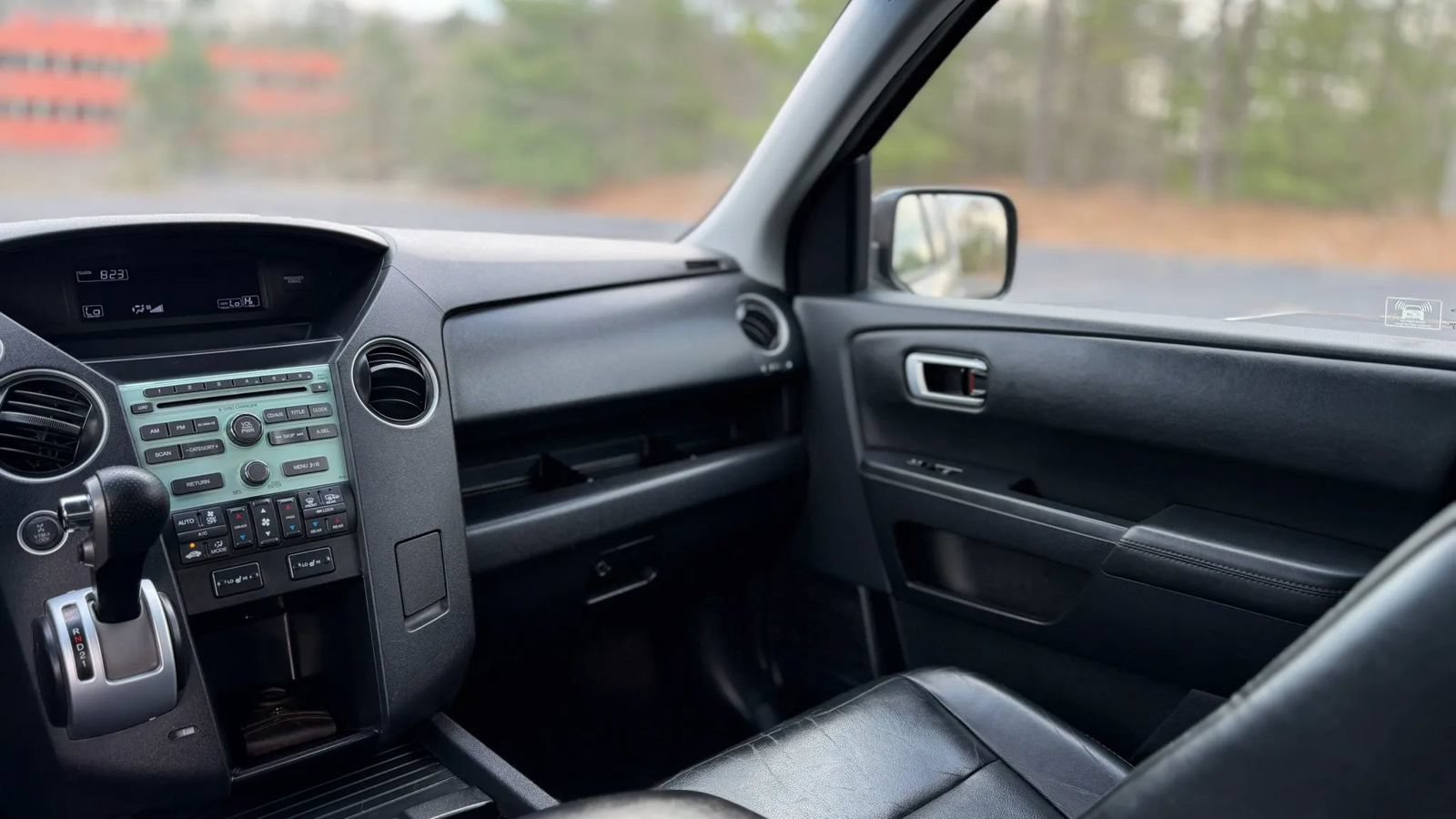 Used 2010 Honda Pilot EX-L image 18