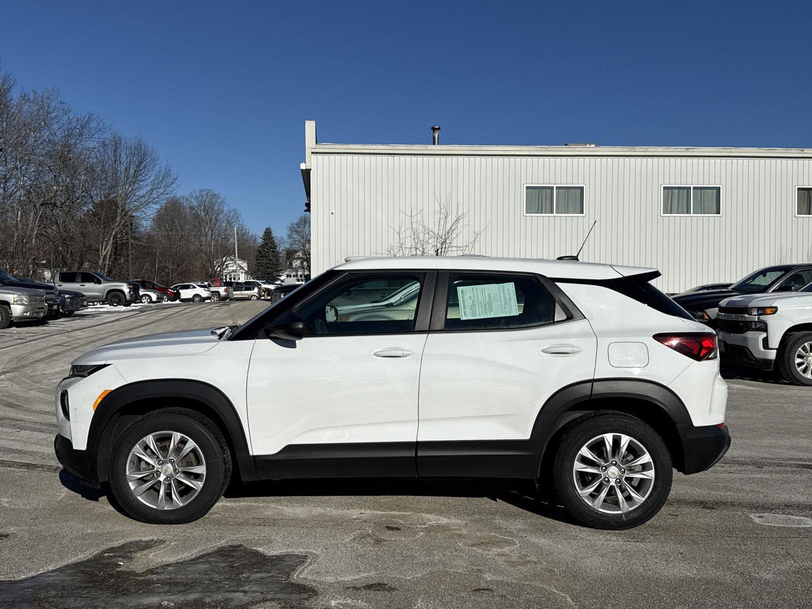 Used 2023 Chevrolet TrailBlazer LS AWD/4WD image 6