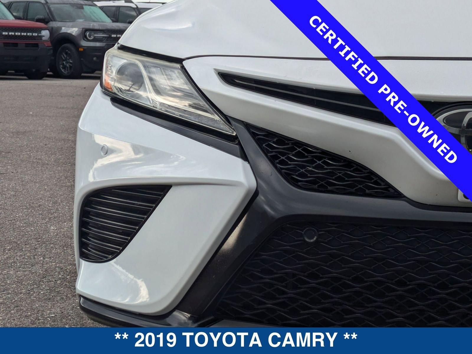 Used 2019 Toyota Camry XSE image 9