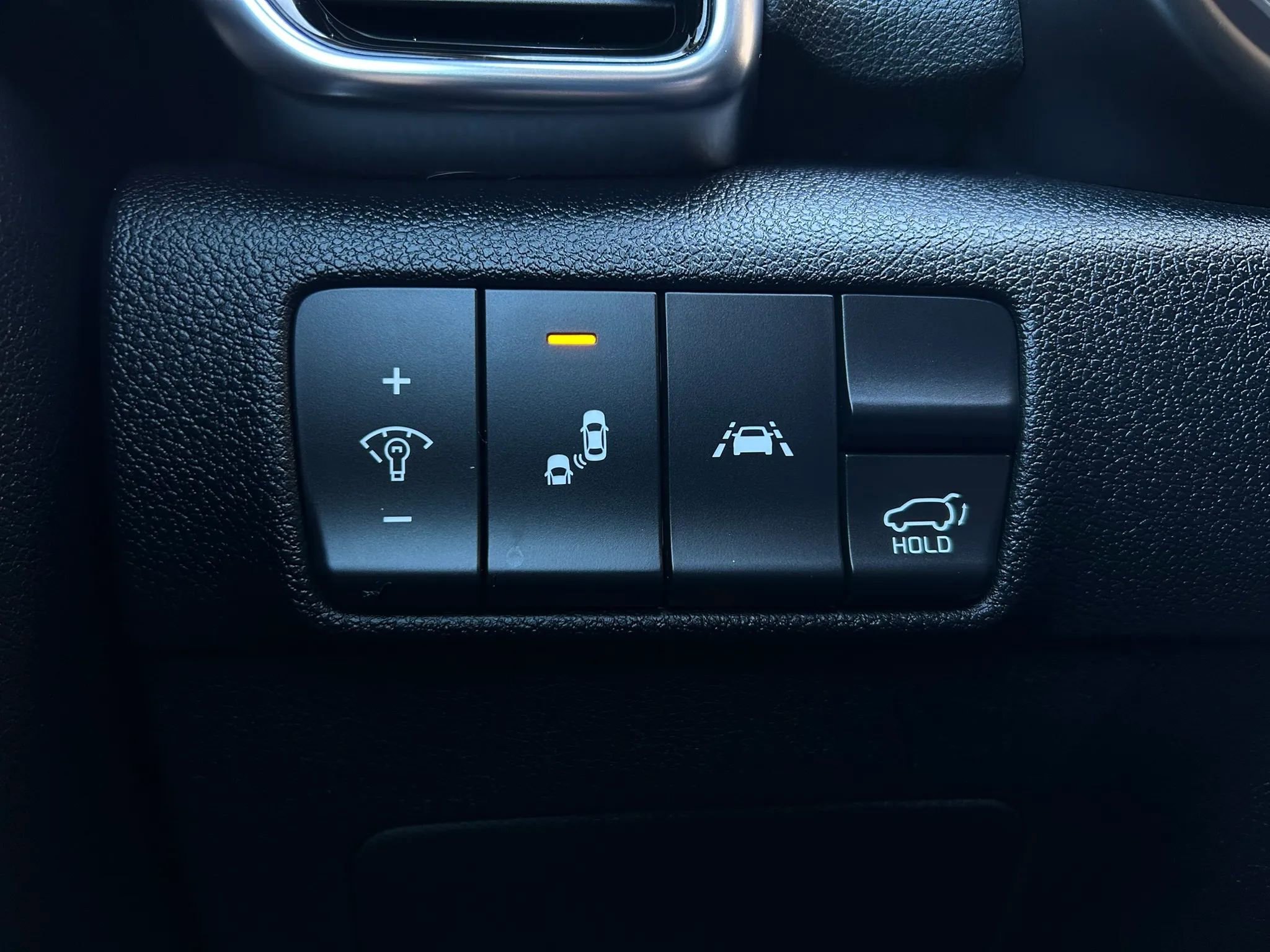 Used 2020 Kia Sportage EX image 17