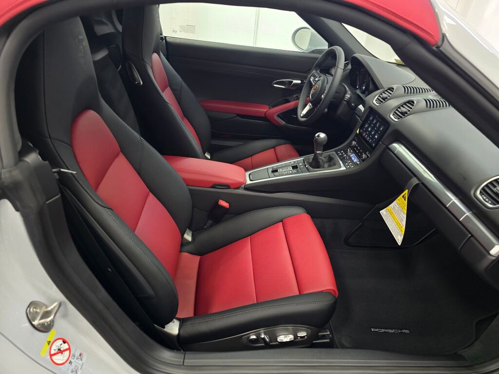 New 2025 Porsche 718 Boxster S image 21