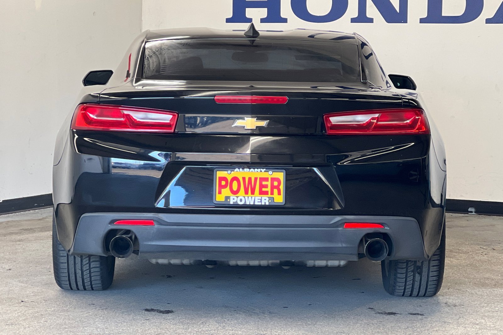 Used 2017 Chevrolet Camaro LT image 4