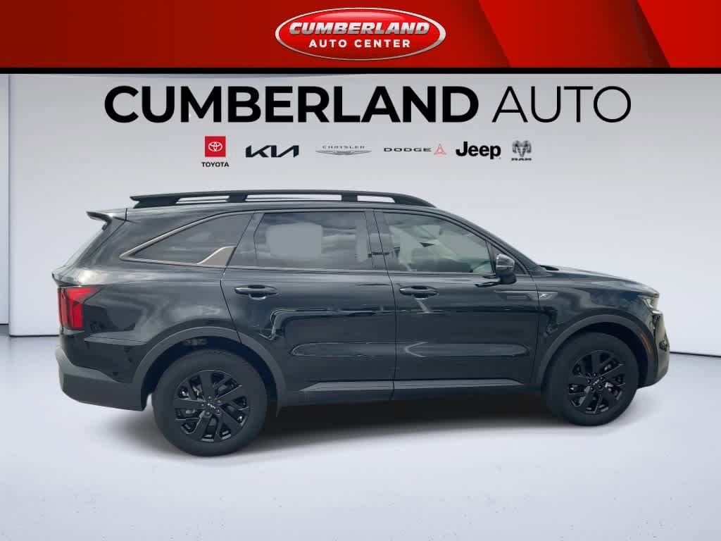 Used 2023 Kia Sorento S w/ Panoramic Sunroof Package AWD/4WD image 9