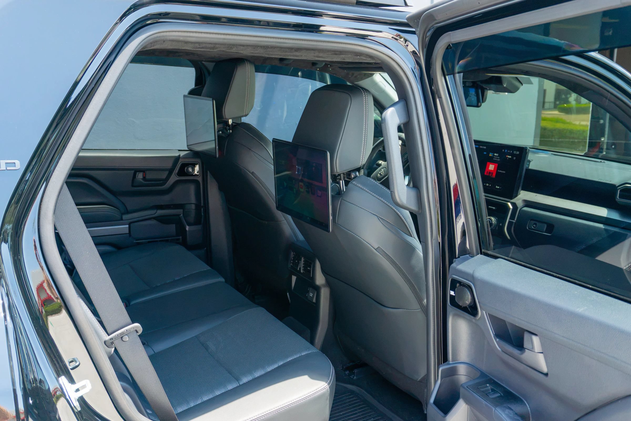 Used 2026 Toyota 4Runner Limited AWD/4WD image 79