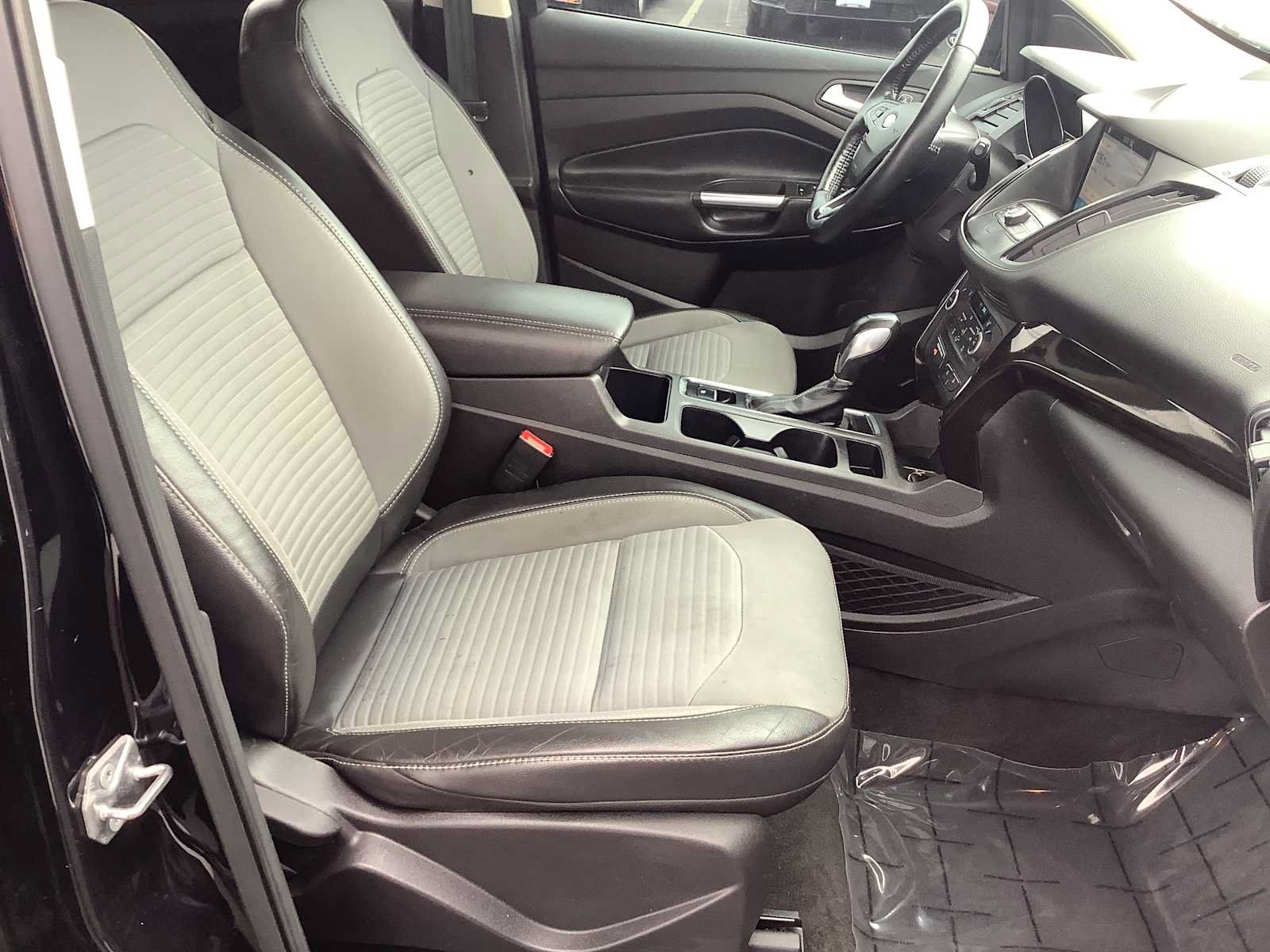 Used 2019 Ford Escape SE AWD/4WD image 15