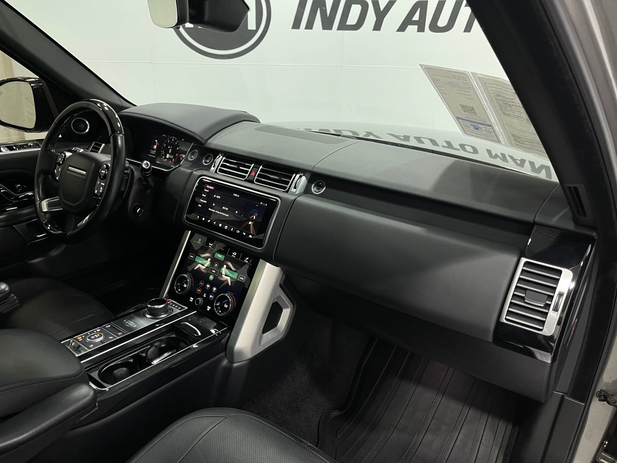 Used 2019 Land Rover Range Rover Supercharged AWD/4WD image 20