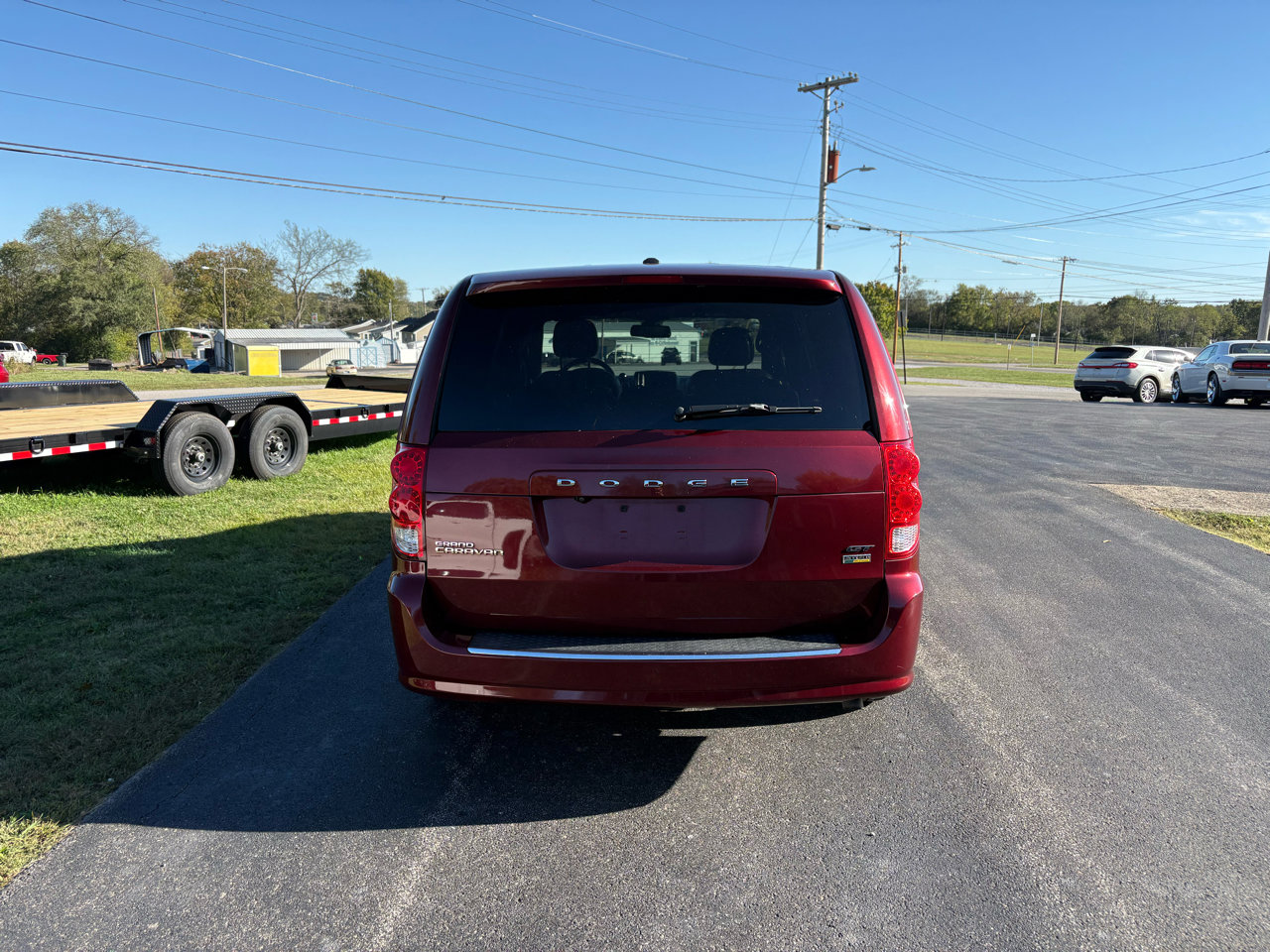 Used 2019 Dodge Grand Caravan GT image 3