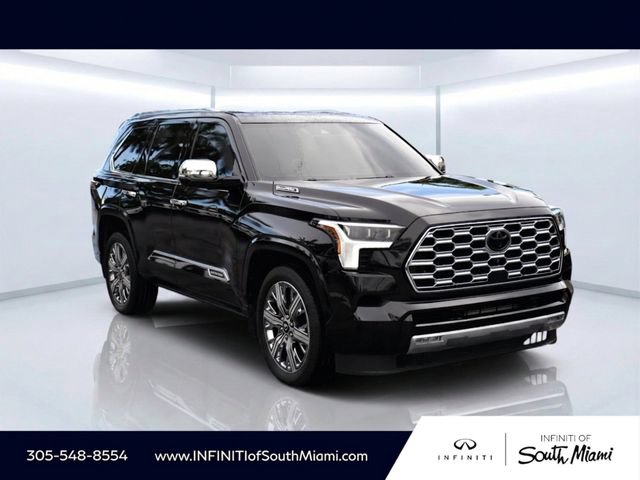Used 2025 Toyota Sequoia Capstone AWD/4WD image 3