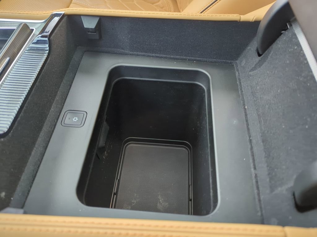 Used 2023 Jeep Grand Wagoneer Series III w/ Rear Seat Video Group 1 image 35