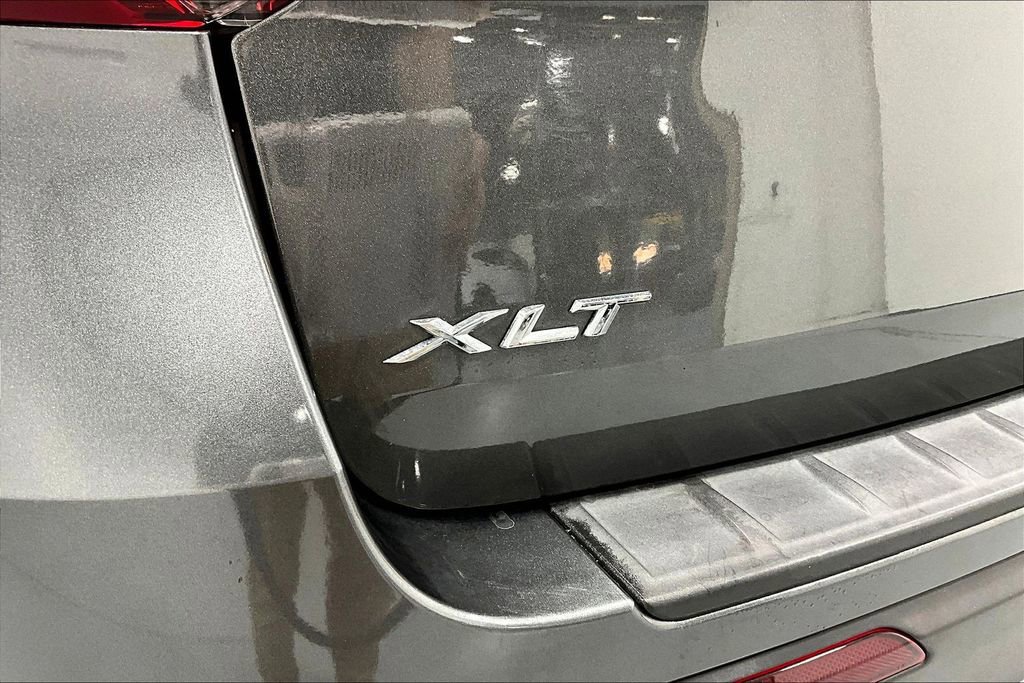 Used 2020 Ford Explorer XLT w/ Equipment Group 202A image 39