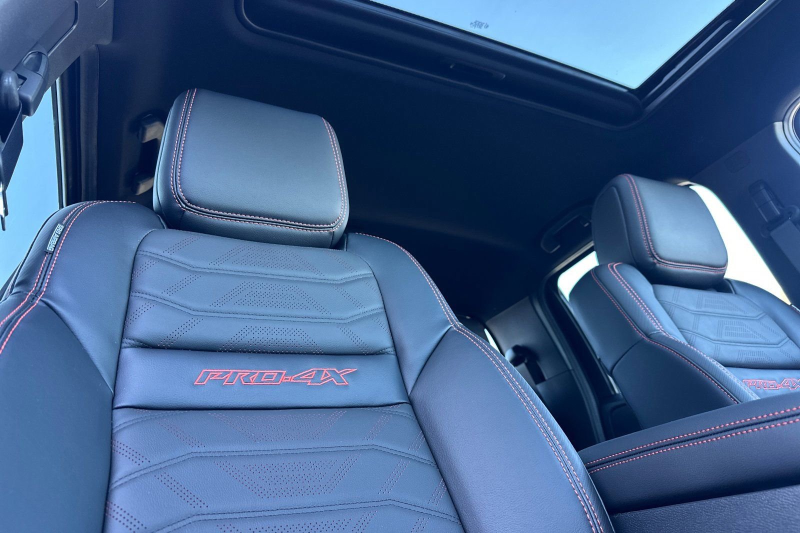 New 2026 Nissan Frontier PRO-4X w/ Pro Premium Package image 19