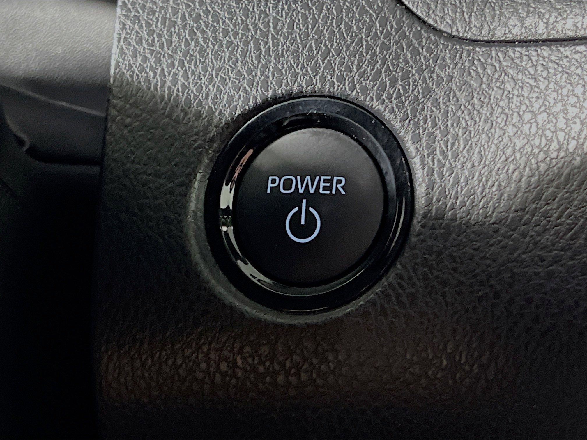 Used 2025 Toyota Camry SE FWD image 23