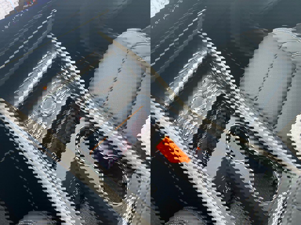 New 2025 Lincoln Nautilus Premier w/ Equipment Group 102A image 16