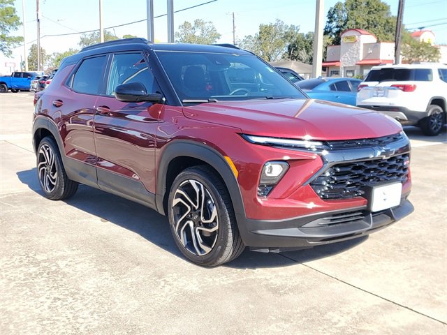 Used 2025 Chevrolet TrailBlazer RS w/ Convenience Package image 2