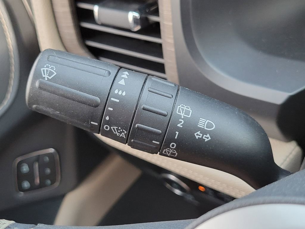 Certified 2024 Ford Expedition Max Limited image 33