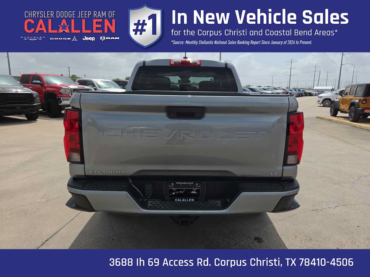 Used 2024 Chevrolet Colorado LT w/ Advanced Trailering Package AWD/4WD image 13