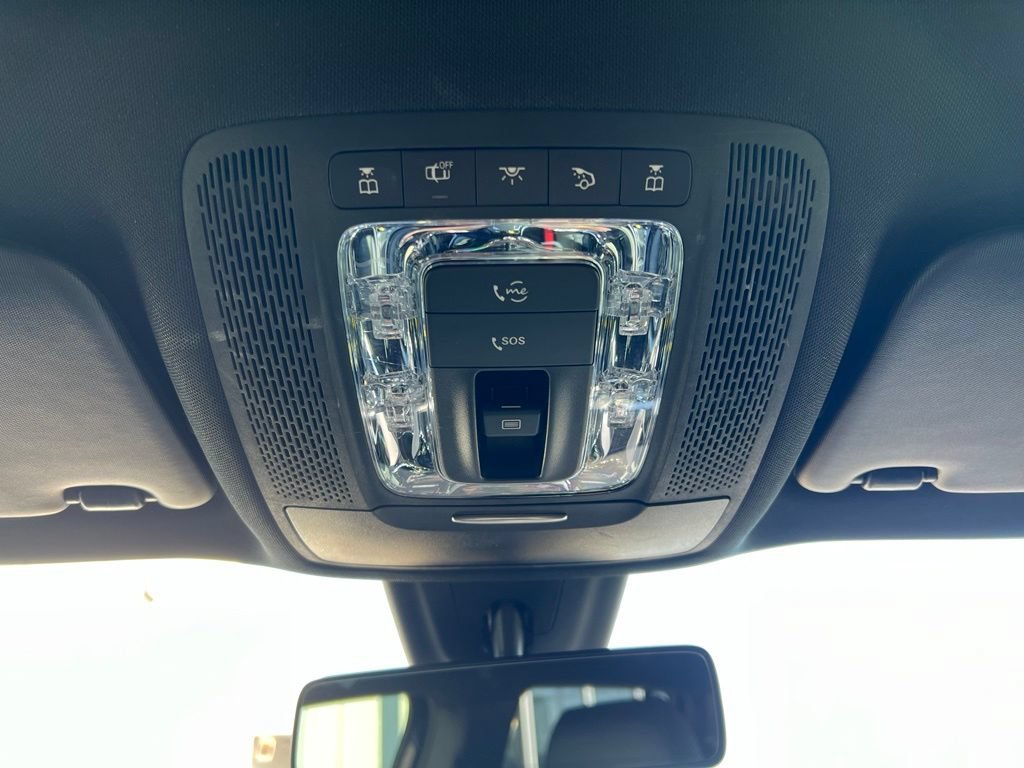 Certified 2020 Mercedes-Benz GLB 250 4MATIC image 18