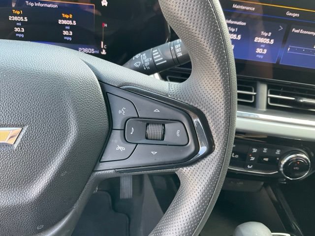 Used 2026 Chevrolet Trax LT FWD image 11