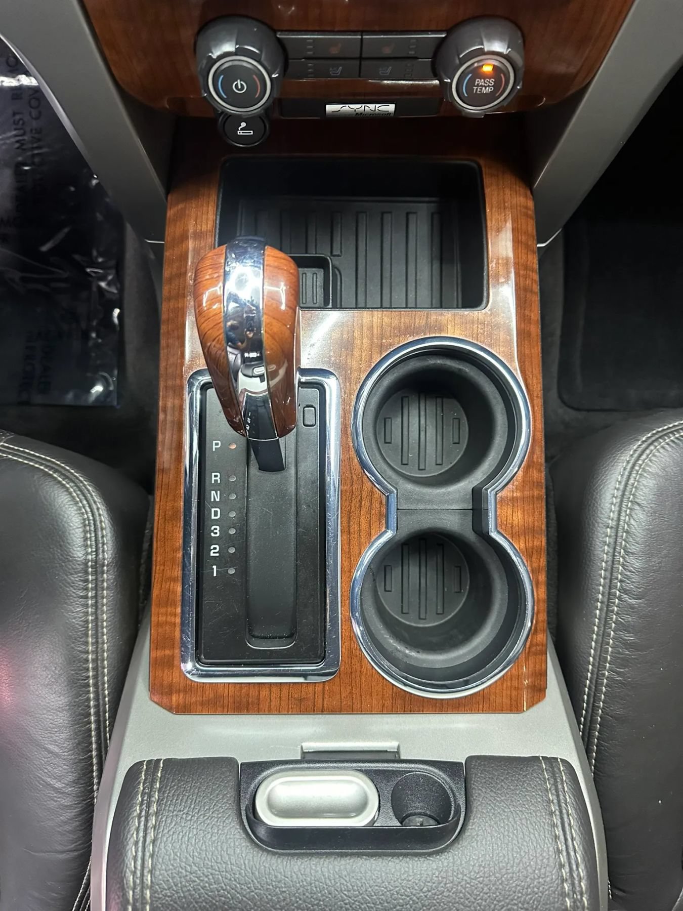 Used 2010 Ford F150 Lariat AWD/4WD image 21
