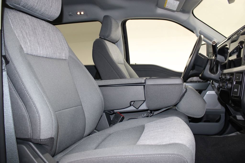 New 2026 Ford F250 XLT image 31