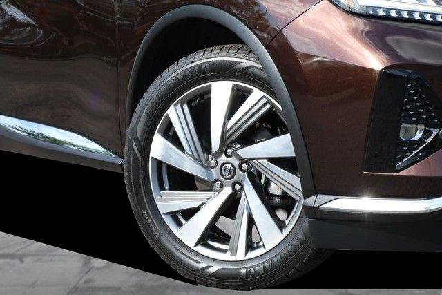 Used 2020 Nissan Murano SL w/ Moonroof Package FWD image 3