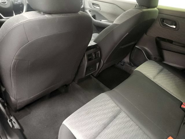 Used 2023 Nissan Rogue SV FWD image 25