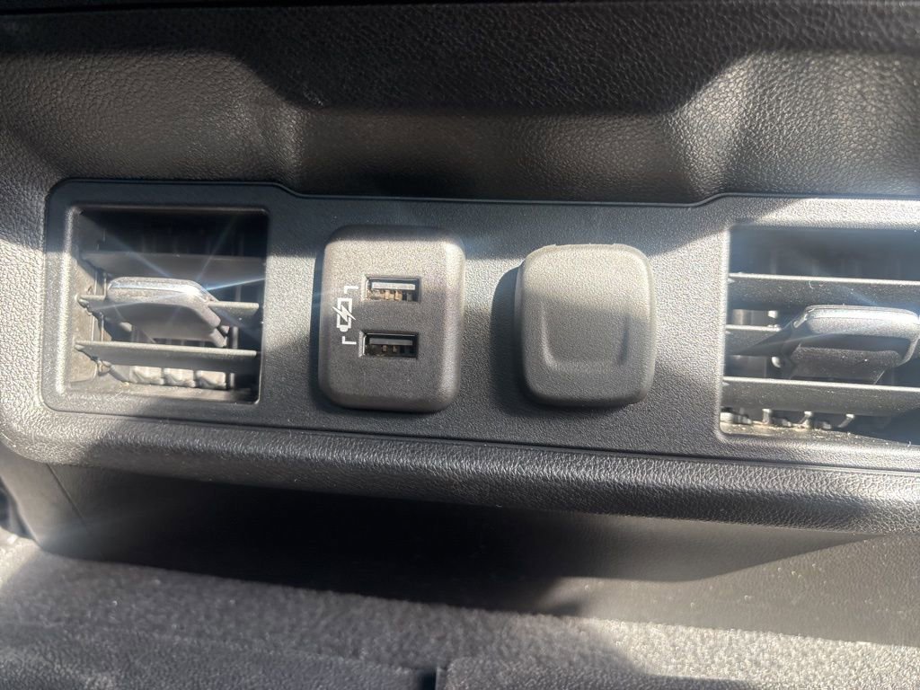 Used 2022 GMC Sierra 2500 SLT image 32