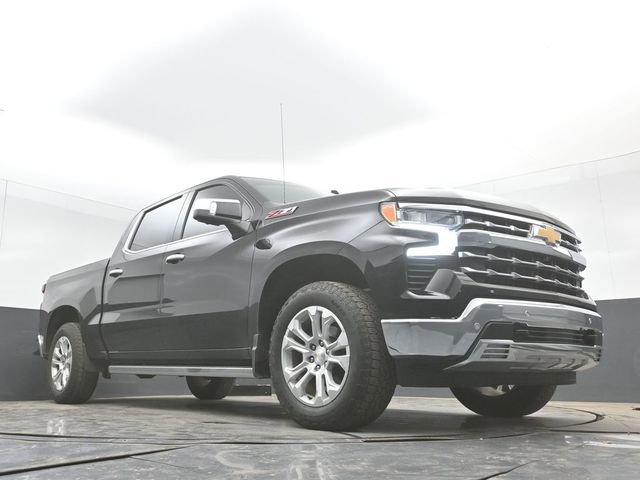 Used 2022 Chevrolet Silverado 1500 LTZ AWD/4WD image 41