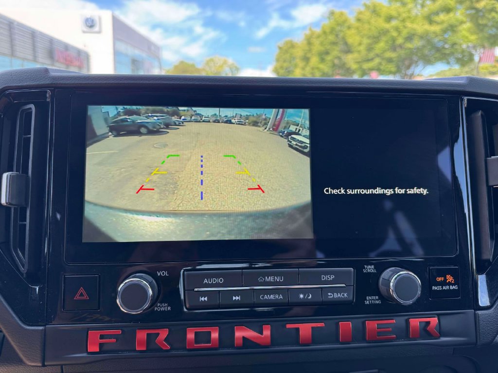 Certified 2025 Nissan Frontier PRO-4X AWD/4WD image 28