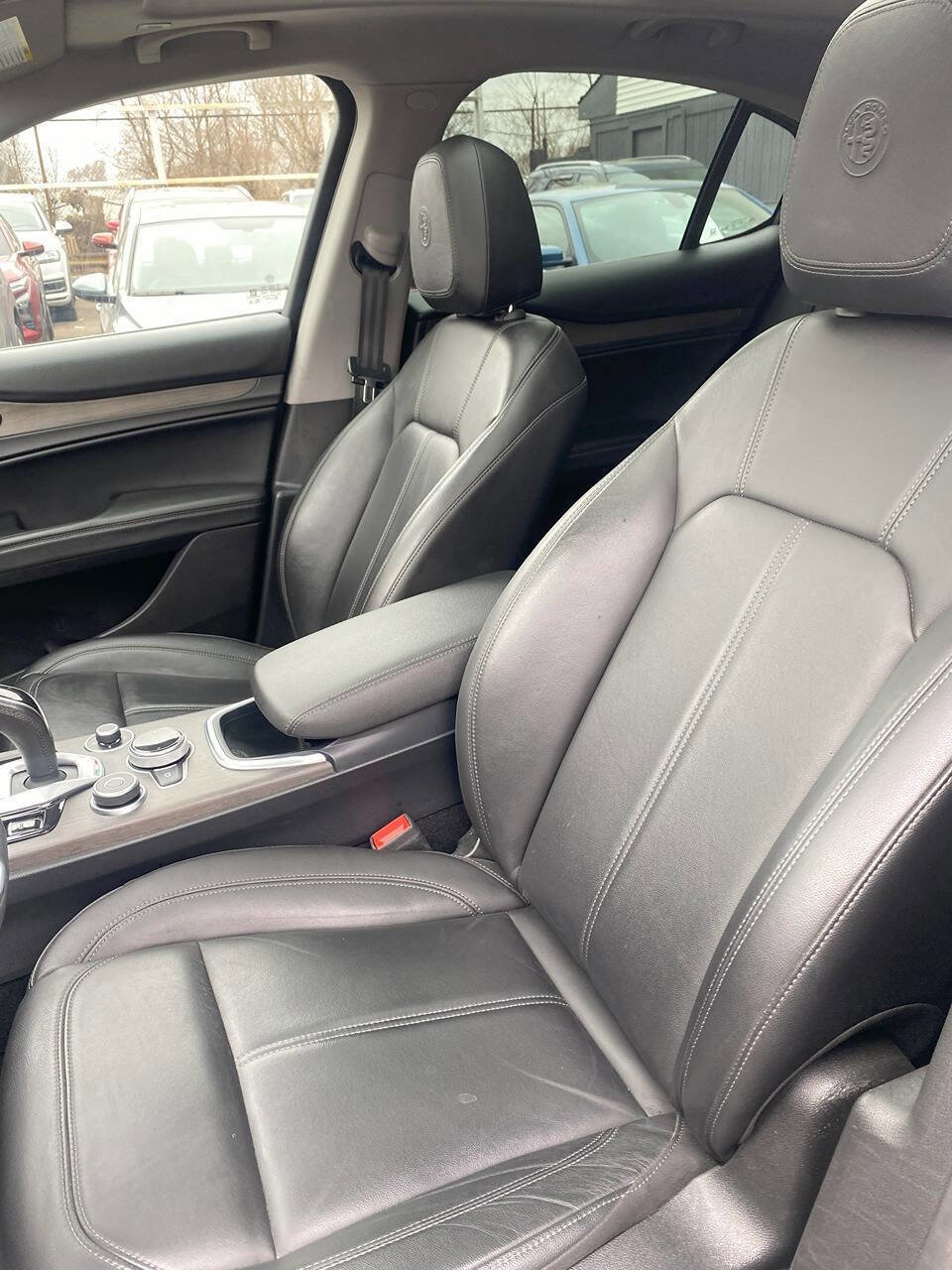 Used 2021 Alfa Romeo Stelvio Ti image 16