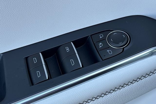 New 2026 GMC Acadia Denali w/ Super Cruise Package image 12