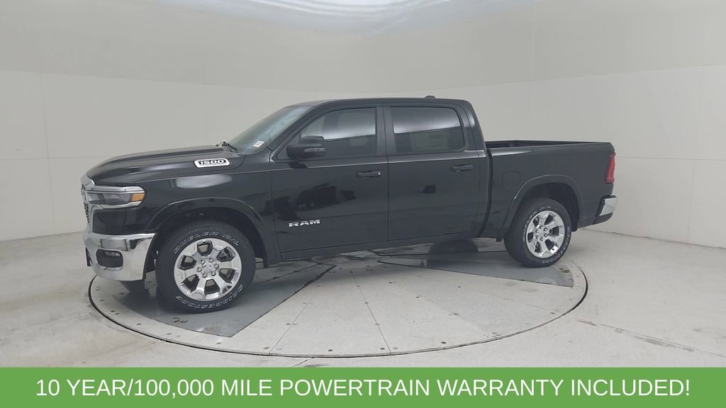 New 2026 RAM 1500 4x4 Crew Cab image 7