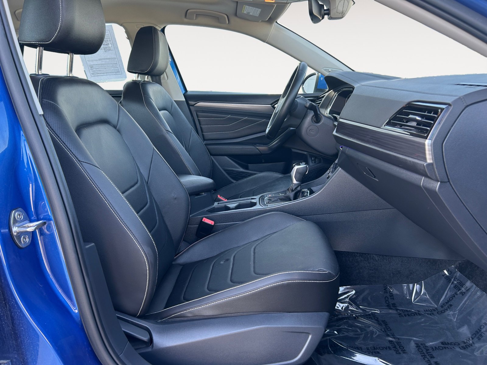 Used 2023 Volkswagen Jetta SEL image 10