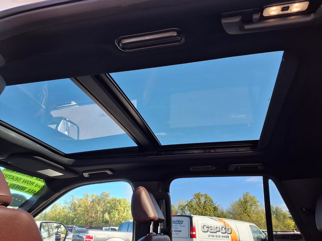 Used 2022 Ford Expedition Max Limited image 9