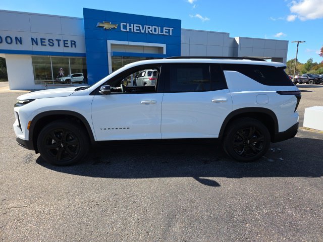 New 2027 Chevrolet Traverse LT w/ Midnight/Sport Edition AWD/4WD image 4