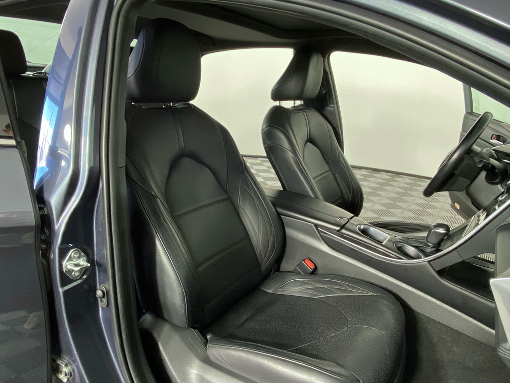 Used 2021 Toyota Avalon Limited w/ Advanced Safety Package FWD image 18