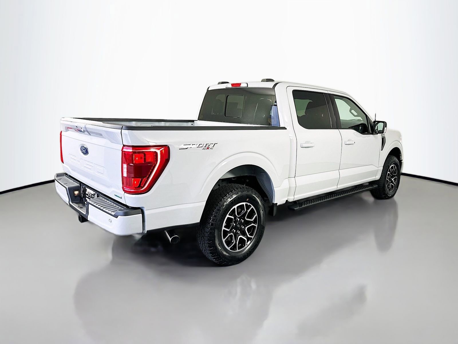 Used 2023 Ford F150 XLT w/ Equipment Group 302A High AWD/4WD image 7