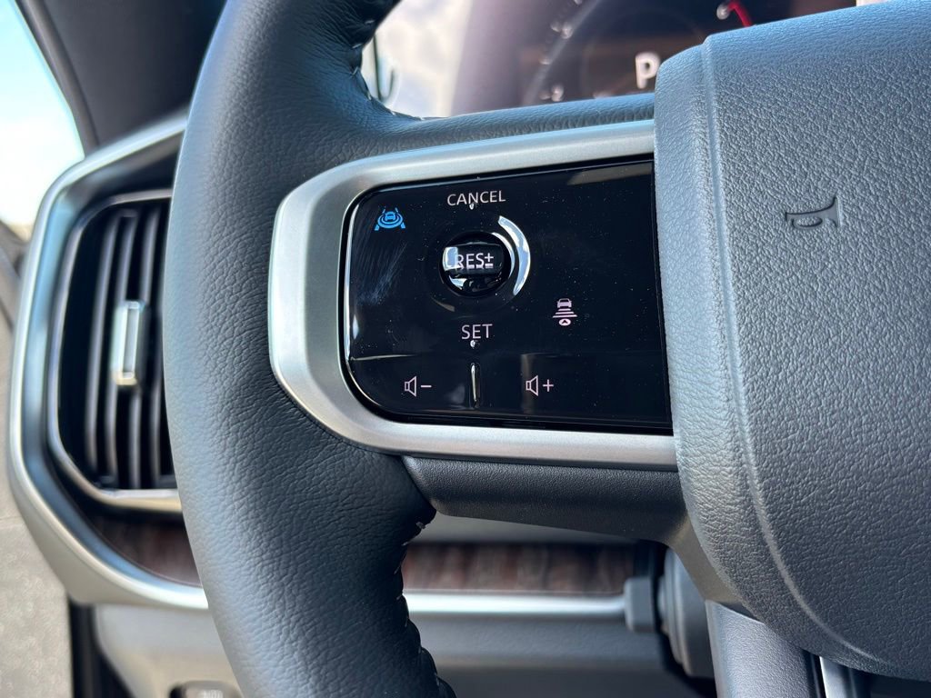 New 2026 Nissan Armada SL w/ Captain's Chari Seat Package image 12