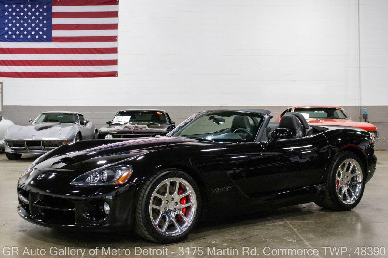 Used 2004 Dodge Viper SRT-10
