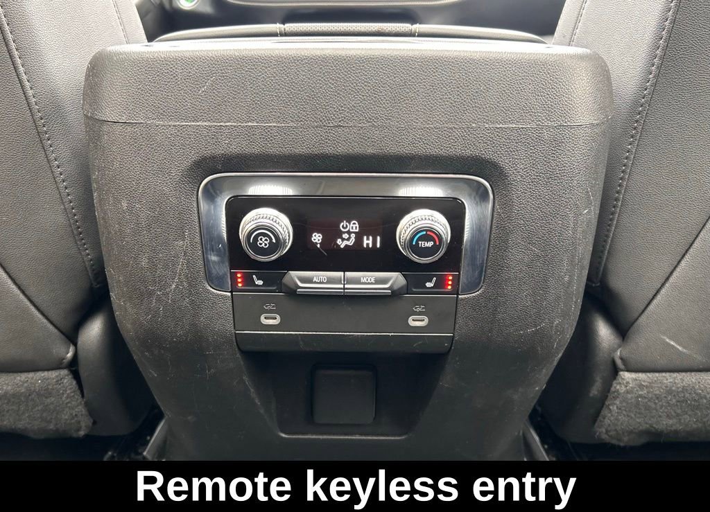 Certified 2023 GMC Yukon XL SLT w/ SLT Luxury Package image 25