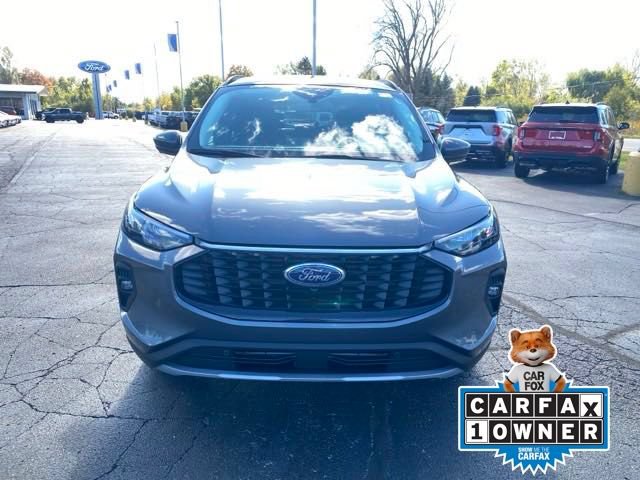 Used 2024 Ford Escape Platinum w/ Premium Technology Package AWD/4WD image 9