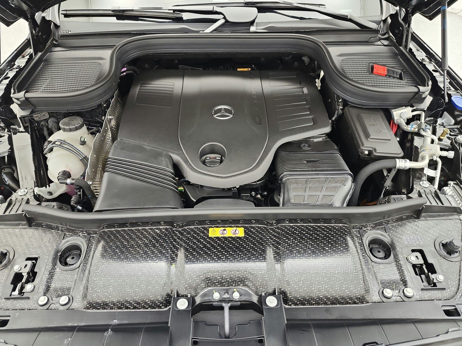 New 2027 Mercedes-Benz GLE 450 4MATIC Coupe image 12