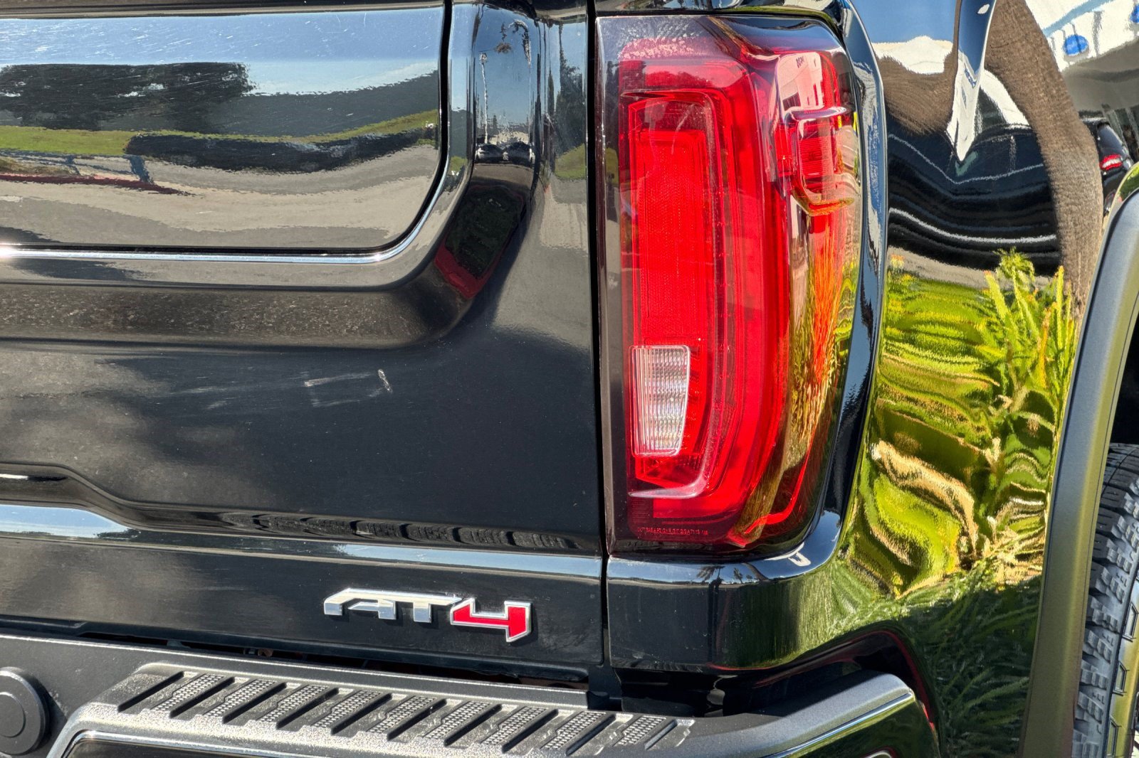 Used 2023 GMC Sierra 2500 AT4 AWD/4WD image 27