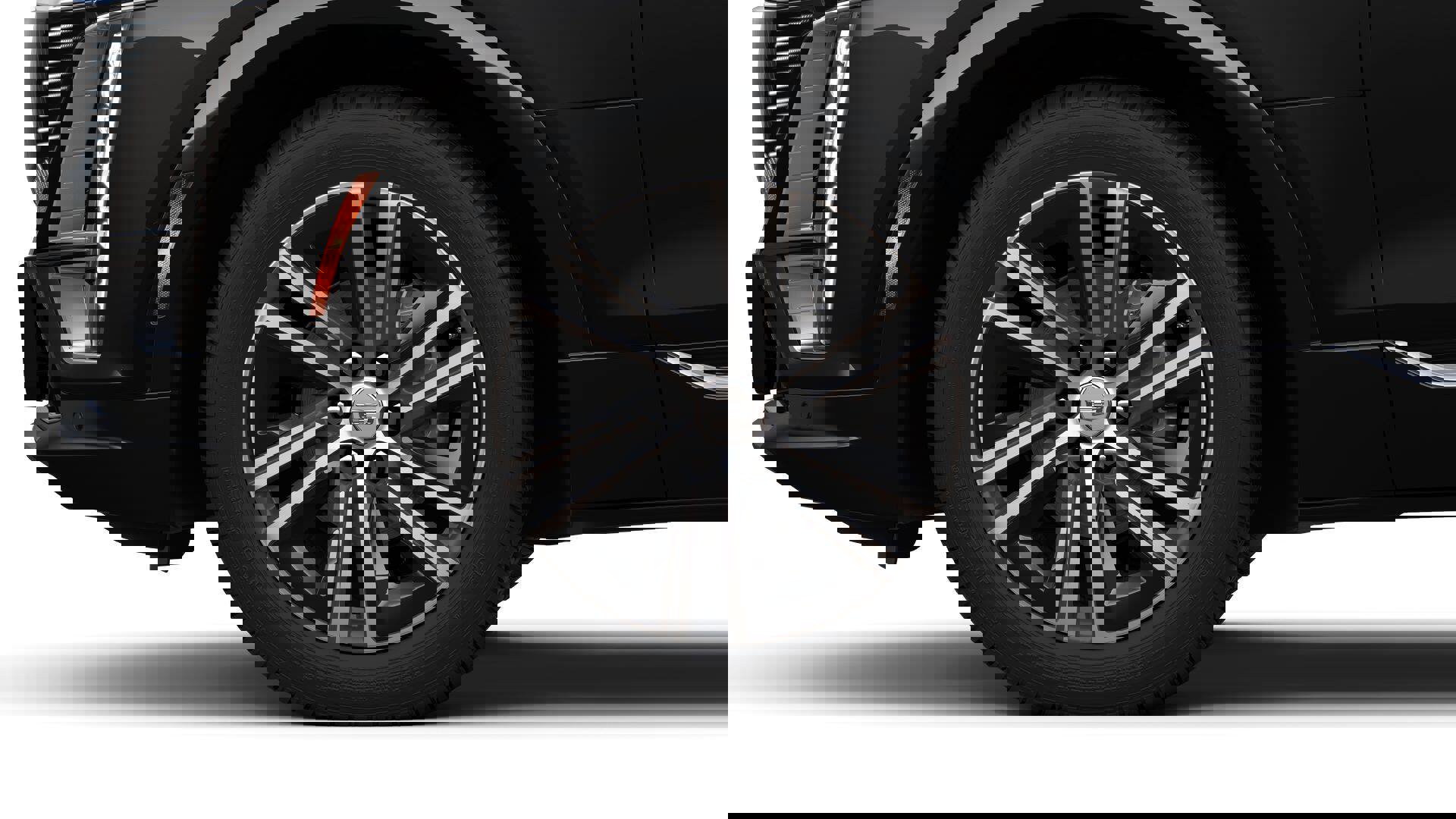 New 2025 Cadillac Lyriq Luxury image 28