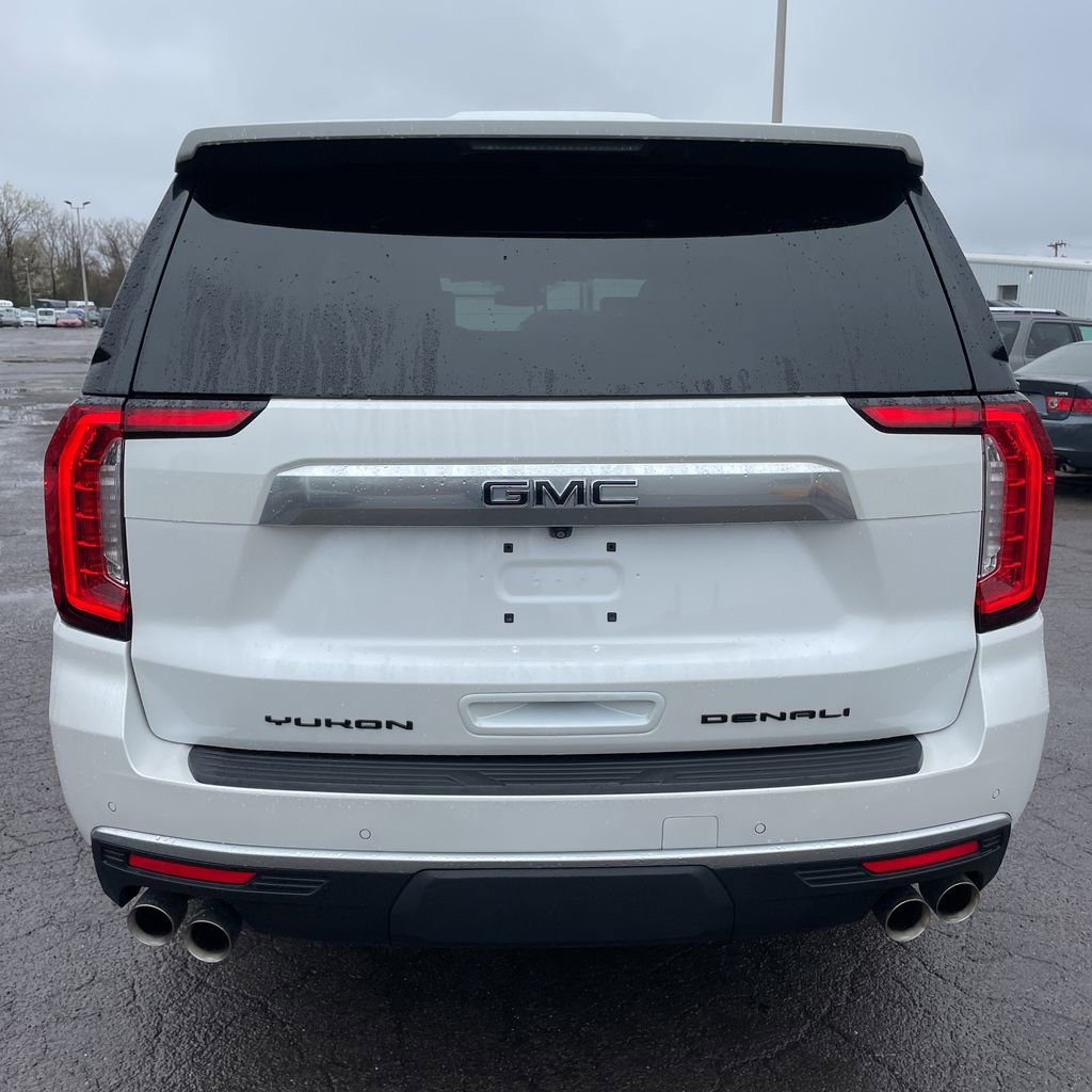 Used 2024 GMC Yukon XL Denali image 6