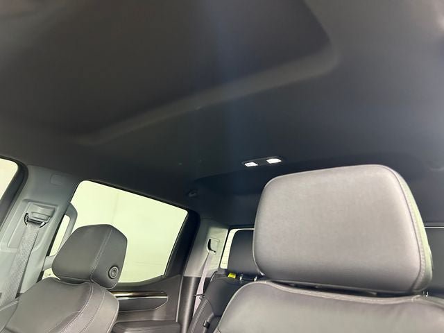 Used 2022 Chevrolet Silverado 1500 LT Trail Boss w/ LT Trail Boss Premium Package AWD/4WD image 13