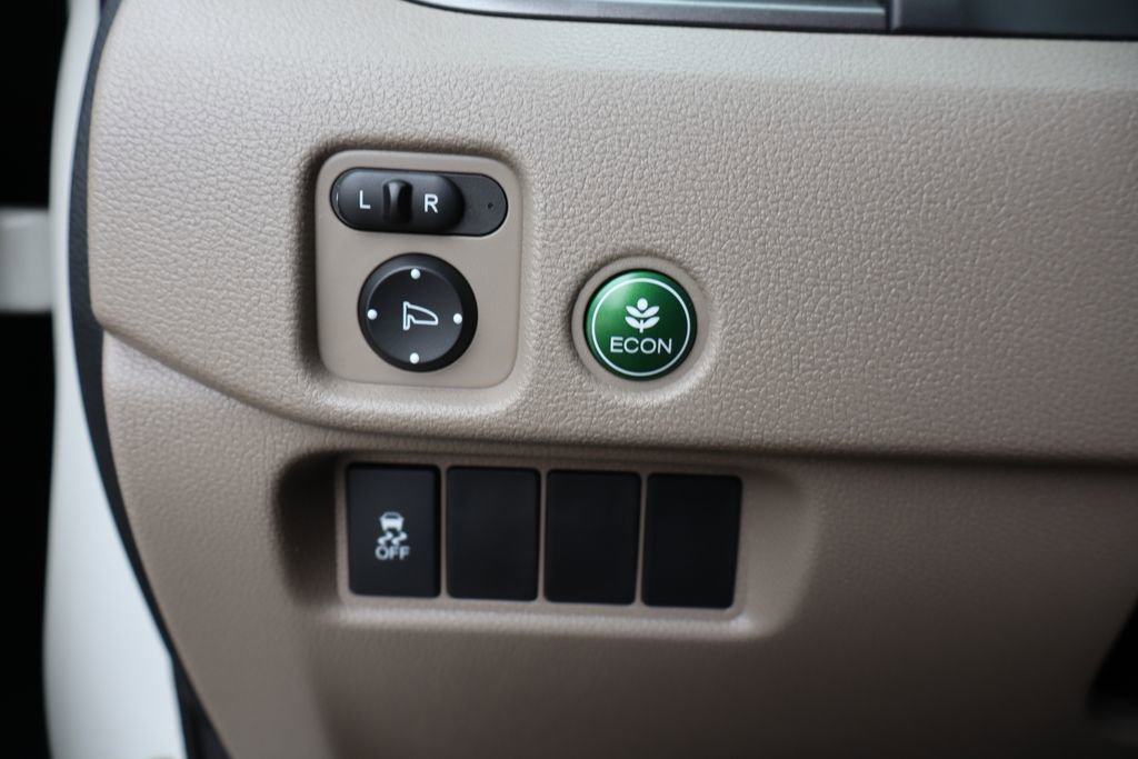 Used 2016 Honda Pilot EX image 10