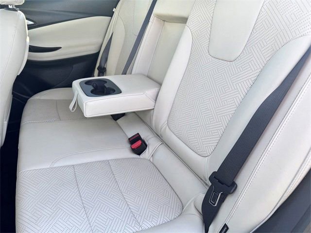 Used 2022 Buick Encore GX Essence w/ Advanced Technology Package image 22