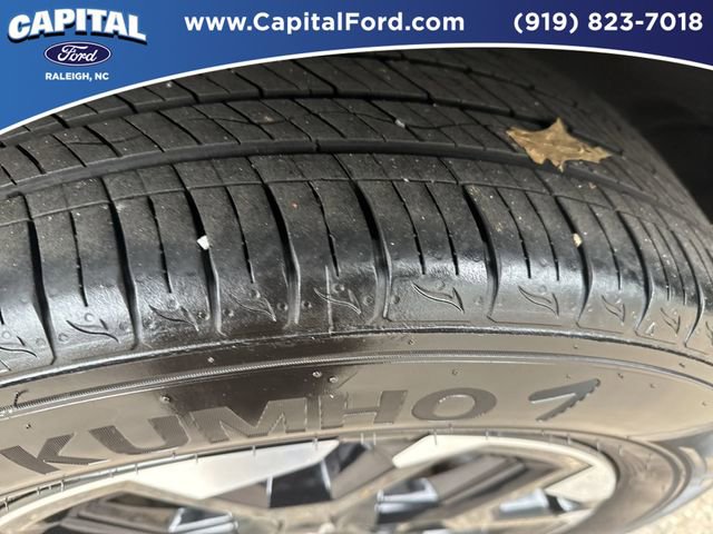 Used 2024 Kia Sorento S image 14