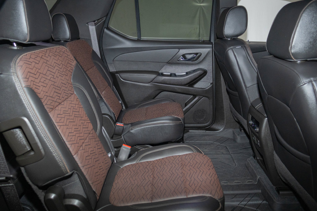 Used 2022 Chevrolet Traverse High Country AWD/4WD image 17
